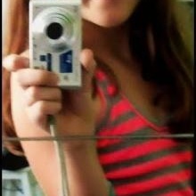 Profile Picture of Isabelle Lorena (@isaalorena) on Myspace