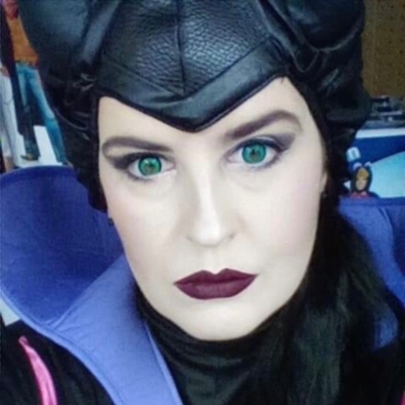 Profile Picture of Bobbie Floyd (@caseyiggy) on Poshmark