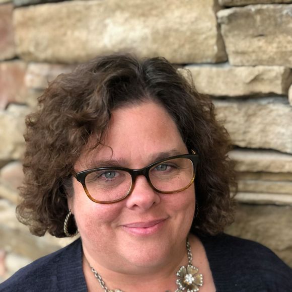 Profile Picture of Laura Speicher (@lauraspeicher) on Poshmark