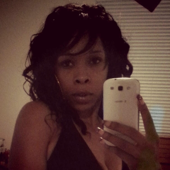 Profile Picture of Lena Robinson (@lena3681) on Poshmark
