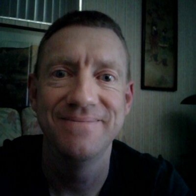 Profile Picture of Jim Brisboy (@mahu13) on Twitter