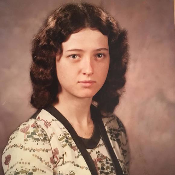 Profile Picture of Dot Boling (@dotboling) on Poshmark