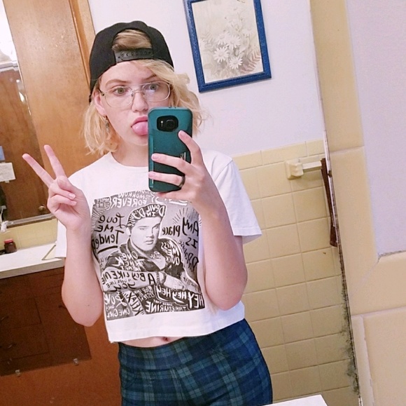 Profile Picture of Joy Hansen (@theacestraw) on Poshmark