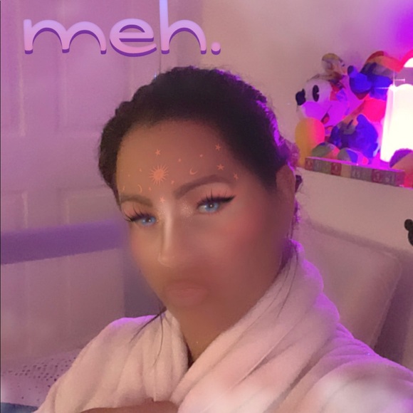 Profile Picture of Yina Portuondo (@fdezgina) on Poshmark