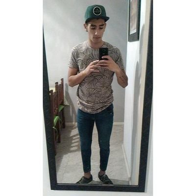 Profile Picture of Ure (@brian_urea) on Twitter
