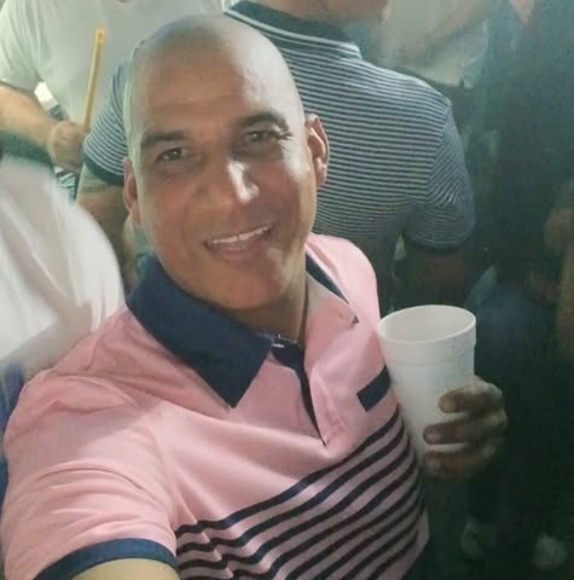 Profile Picture of Jeans carlos Zarraga ventura (@13106255) on Poshmark