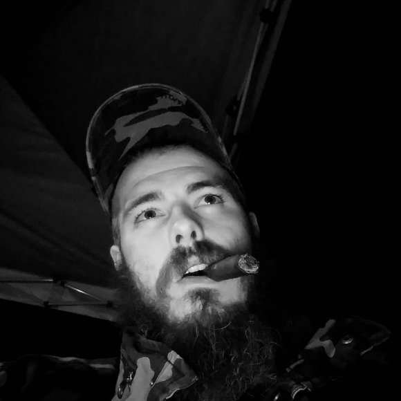 Profile Picture of Dustin Hall (@dustin730) on Poshmark