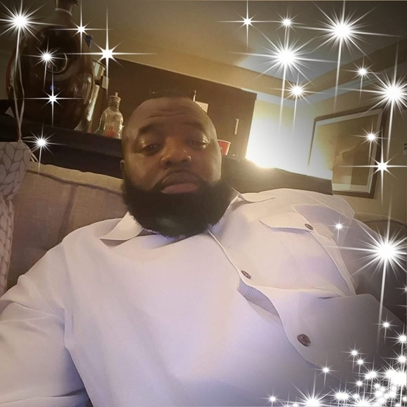 Profile Picture of Everette Wright (@everettewright) on Poshmark