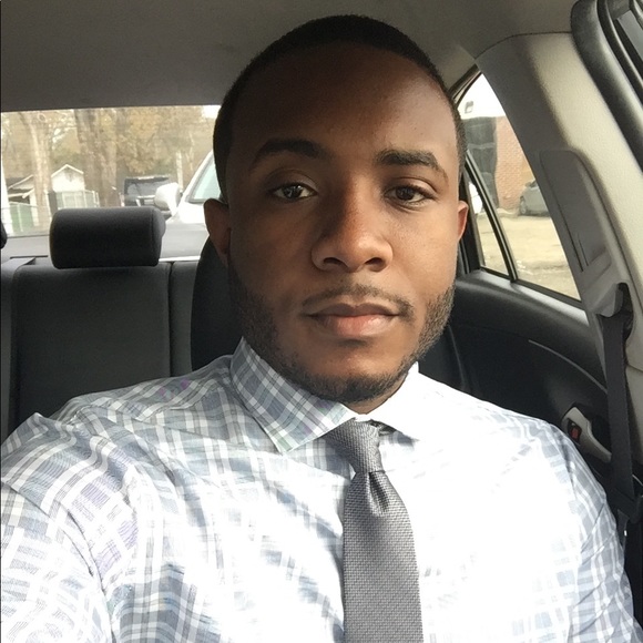 Profile Picture of Kenny Blackson (@kblackson09) on Poshmark