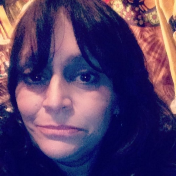 Profile Picture of Christina Dillard (@chrisdillatd) on Poshmark