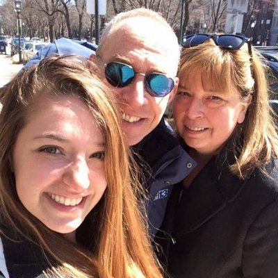 Profile Picture of James Linsky (@linskypens) on Twitter