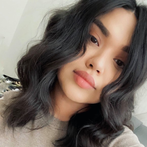 Profile Picture of Adrianna Canez (@adriannacanez94) on Poshmark
