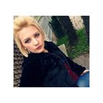 Profile Picture of Julie (@lebourglabelle) on Instagram