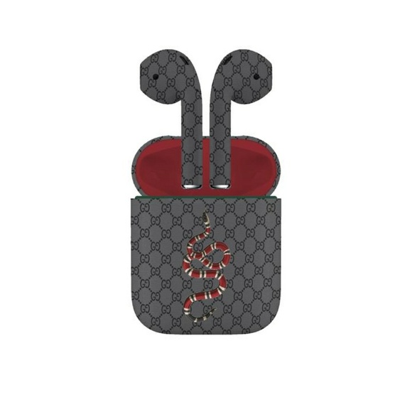 Profile Picture of Vincent Genovese (@vincent098765) on Poshmark