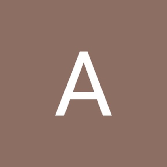 Profile Picture of Andrew Cisneros (@slimeyaout9) on Poshmark