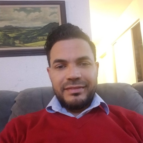 Profile Picture of Danny Acosta (@dannydela1977) on Poshmark