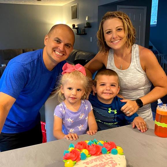 Profile Picture of Michelle Zambotti (@mzambotti) on Poshmark