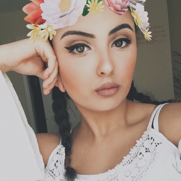 Profile Picture of Kermina Tadros (@kerminat) on Poshmark