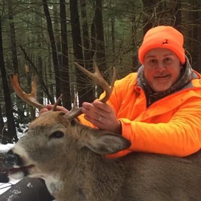 Profile Picture of Edward Bennicoff (@ecbennicoff) on Twitter