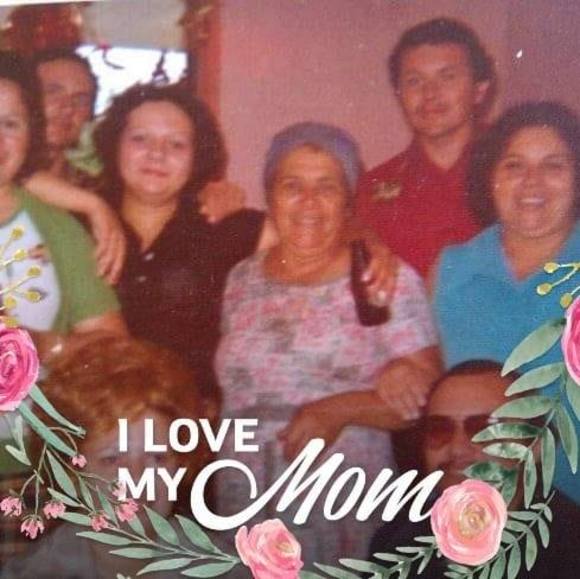 Profile Picture of Aida Alicea (@aidaaliceaaida) on Poshmark