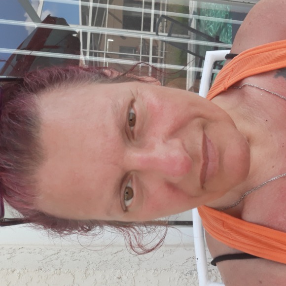 Profile Picture of Hannah Cologgi (@a012) on Poshmark