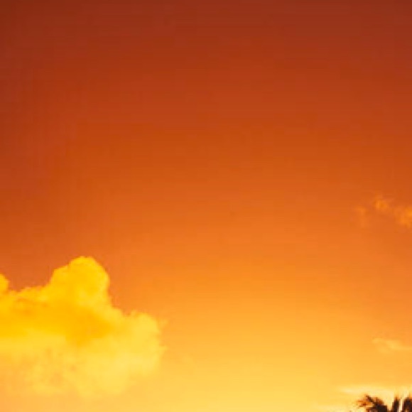 Profile Picture of Isai Alvarez (@isai1423) on Poshmark