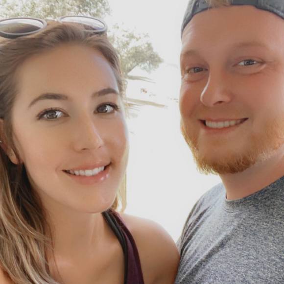 Profile Picture of Kelsey Lamparski (@klamparski) on Poshmark