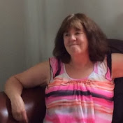 Profile Picture of Shelley Tuttle (@shellbiz10) on Youtube