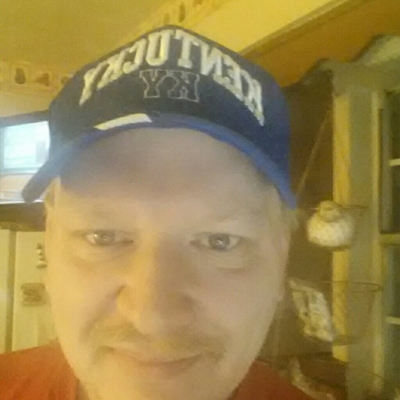 Profile Picture of Jim Clouse (@jamesbo) on Poshmark