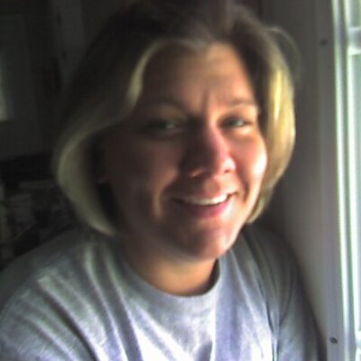 Profile Picture of April Hayes (@aprilhayes7) on Twitter