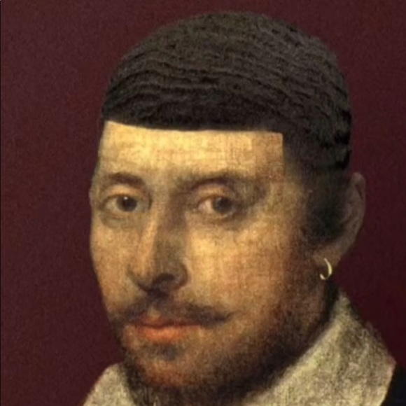 Profile Picture of Carlos Carlos (@carcar000) on Poshmark