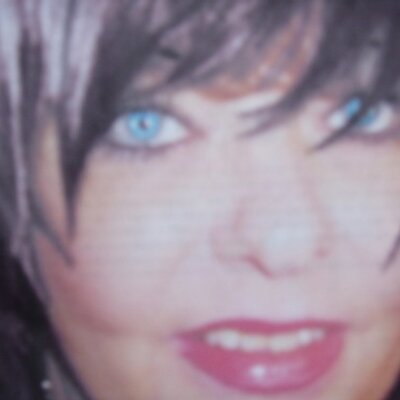 Profile Picture of Lisa Coffey (@LisaCoffey) on Twitter