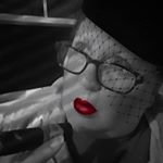 Profile Picture of Beth Beeler Howard (@purplefuzzybook) on Instagram