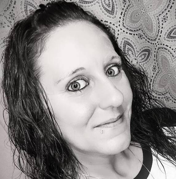 Profile Picture of Tasha Pignanelli (@tash336) on Poshmark