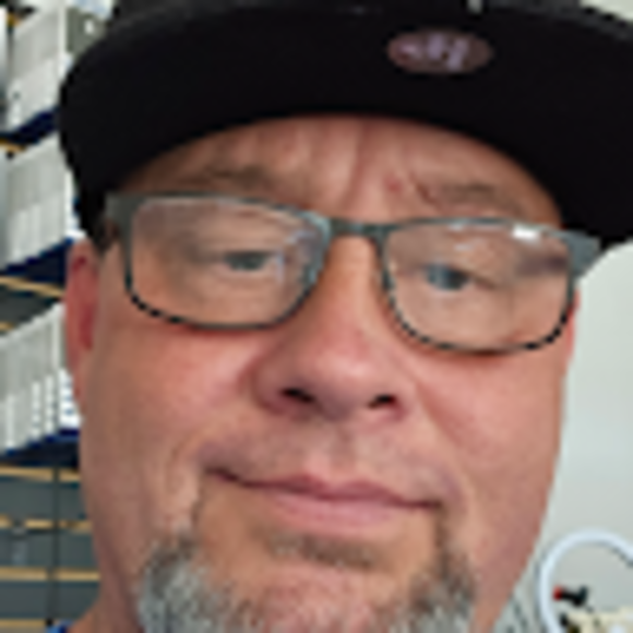 Profile Picture of Jared Garrison (@jaredgarriso554) on Poshmark