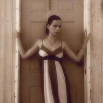 Profile Picture of Jessica Ruby Fowler (@fowlerhobbs) on Twitter
