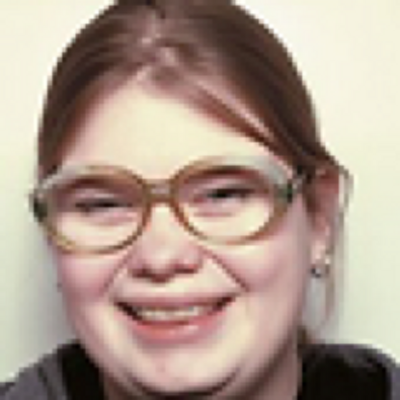 Profile Picture of Lisa Glush (@LisaGlush) on Twitter