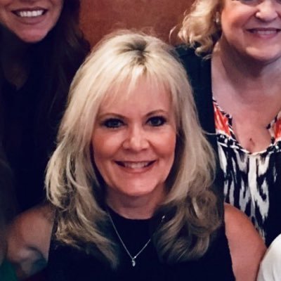 Profile Picture of Elizabeth Staley (@Elizabe03684074) on Twitter