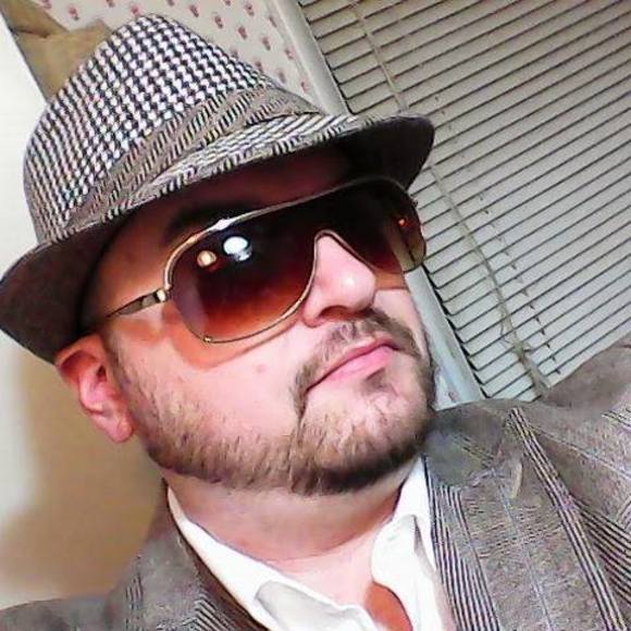 Profile Picture of Jason Alberts (@jason_alberts) on Poshmark
