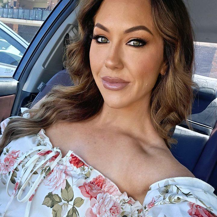 Profile Picture of Courtney Leigh Holli (@courtneyleighholl) on Tiktok