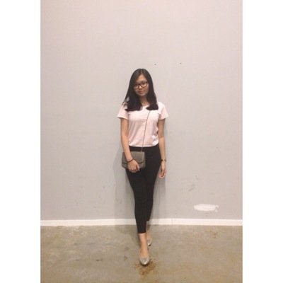 Profile Picture of Hillary Johnson (@hillaryjhnson) on Twitter