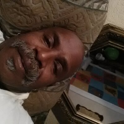 Profile Picture of Nathaniel Simon (@heyyou6272) on Twitter