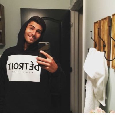 Profile Picture of Brandon Osuna (@brandonosuna10) on Twitter