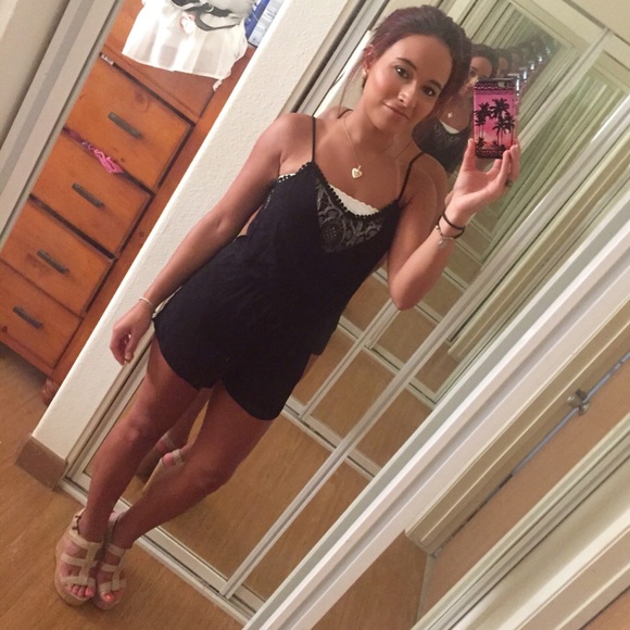 Profile Picture of Anjelina Willsey (@awillsey) on Poshmark