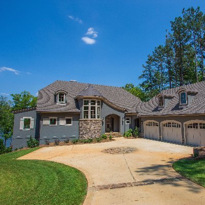 Profile Picture of St James Vacation Homes (@StJamesVaca) on Twitter