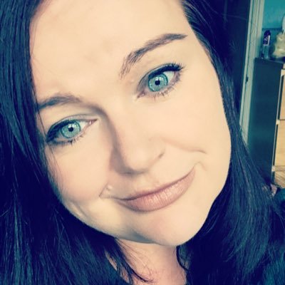 Profile Picture of Faye Betts (@@FayeChops) on Twitter