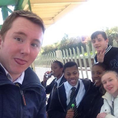 Profile Picture of John Springett (@Whu519) on Twitter