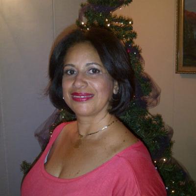 Profile Picture of Jasmin Cisneros (@jasmin_cisneros) on Twitter
