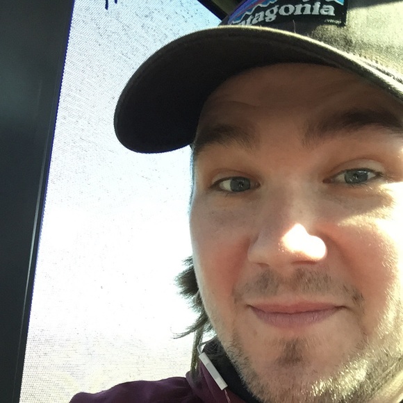 Profile Picture of Andrew Reinhardt (@forcear12) on Poshmark