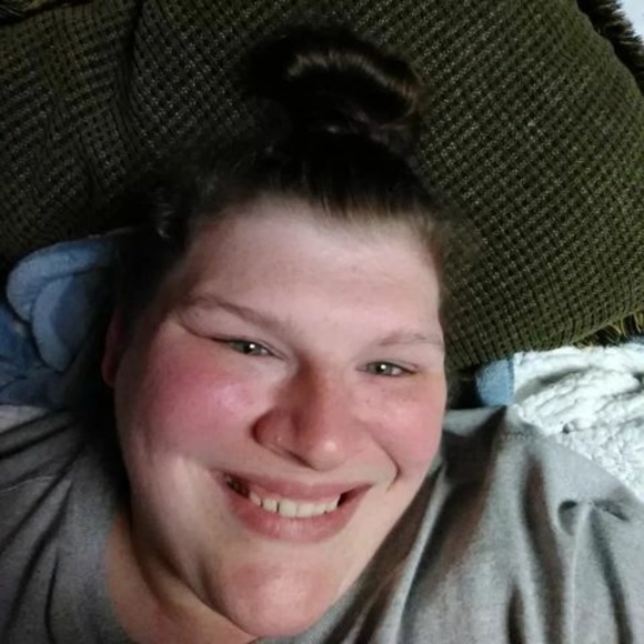 Profile Picture of Chandler Irvin (@chandlerirvin) on Poshmark
